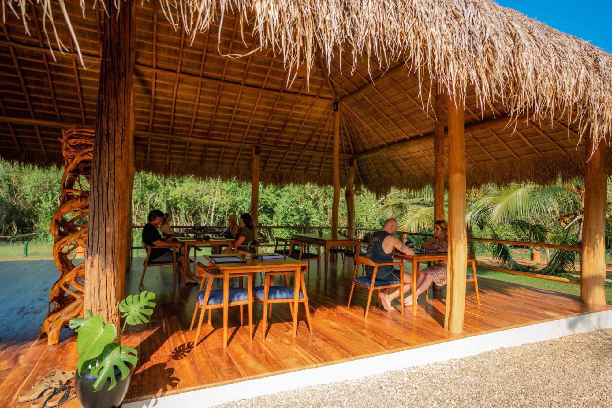 Hotel Omkara Rekawa Tangalle Exteriér fotografie