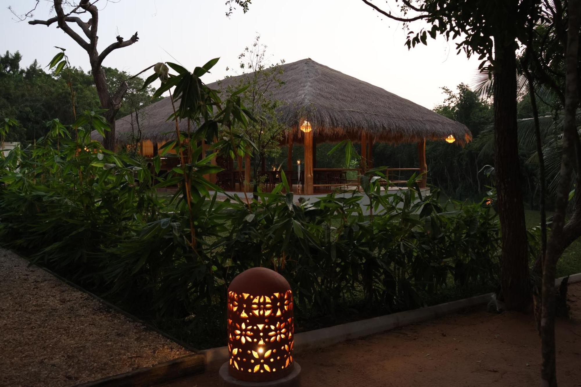 Hotel Omkara Rekawa Tangalle Exteriér fotografie