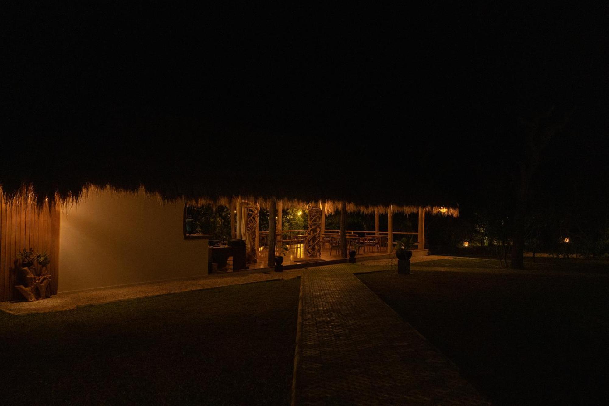 Hotel Omkara Rekawa Tangalle Exteriér fotografie